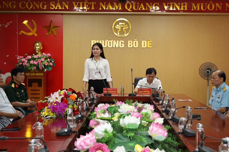 Lễ ra mắt và công bố Quyết định thành lập Chi hội CCB cơ quan Đảng uỷ - UBND phường Bồ Đề- Ảnh 4.