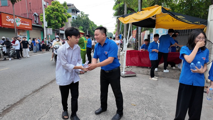 Kỳ thi tốt nghiệp THPT năm 2026 điểm thi trường THPT Vạn Xuân-Hoài Đức- Ảnh 5.