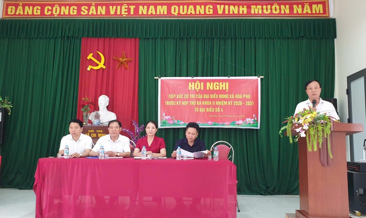 Tổ đại biểu số 4 HĐND xã Hòa Phú tiếp xúc cử tri tại nhà văn hóa thôn Hợp Nhất- Ảnh 1.