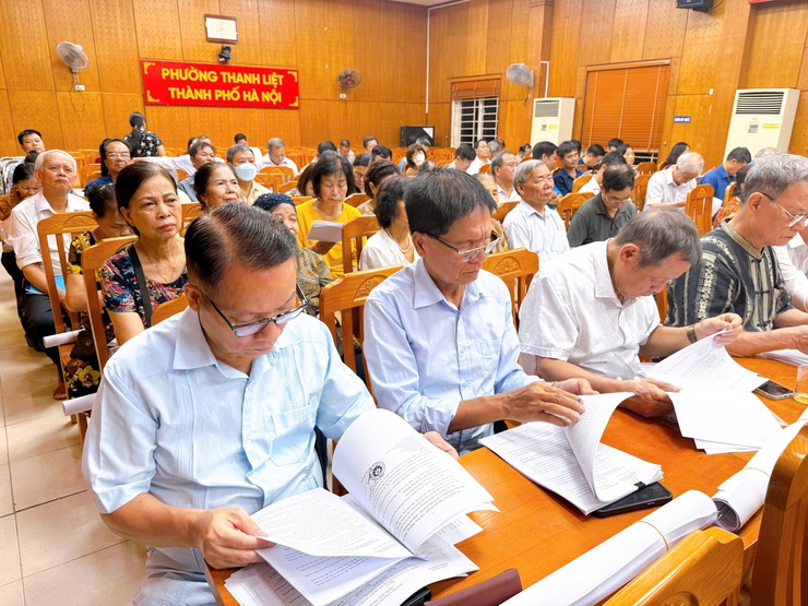 Phường Thanh Liệt triển khai lấy ý kiến cử tri về sắp xếp, tổ chức lại các tổ dân phố- Ảnh 2.