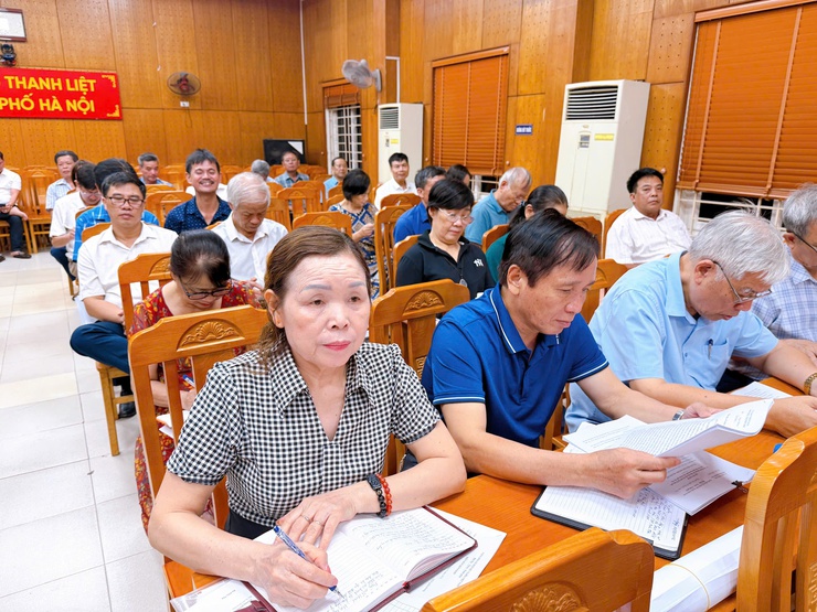 Phường Thanh Liệt triển khai lấy ý kiến cử tri về sắp xếp, tổ chức lại các tổ dân phố- Ảnh 3.