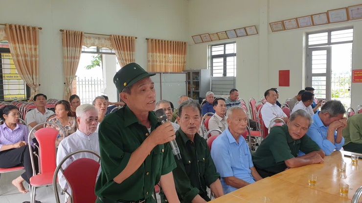 Tổ đại biểu số 4 HĐND xã Hòa Phú tiếp xúc cử tri tại nhà văn hóa thôn Hợp Nhất- Ảnh 3.