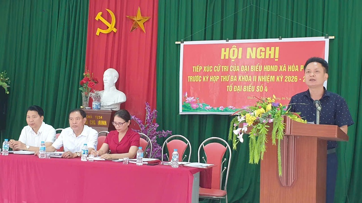Tổ đại biểu số 4 HĐND xã Hòa Phú tiếp xúc cử tri tại nhà văn hóa thôn Hợp Nhất- Ảnh 6.