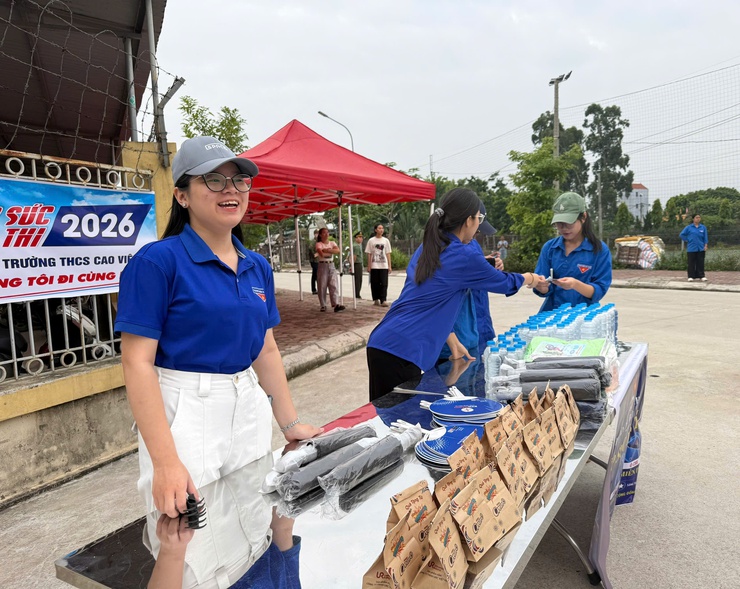 670 thí sinh tại điểm thi trường THCS Cao Viên tự tin bước vào Kỳ thi tốt nghiệp THPT- Ảnh 2.