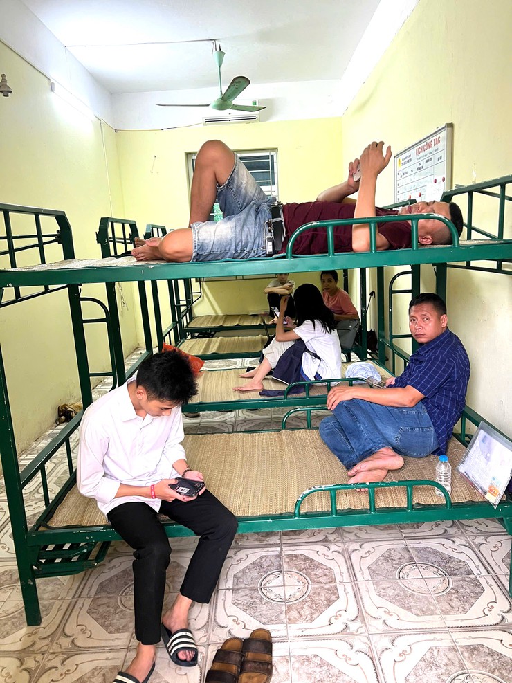    Những tấm lòng ấm áp trong mùa thi tốt nghiệp THPT năm 2026 trên địa bàn xã Đại Xuyên - Ảnh 4.