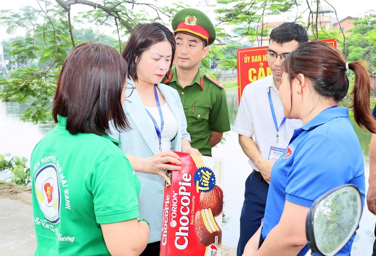 Hơn 500 thí sinh tại điểm thi THCS Quảng Bị tự tin bước vào ngày thi đầu tiên Kỳ thi tốt nghiệp THPT năm 2026- Ảnh 8.