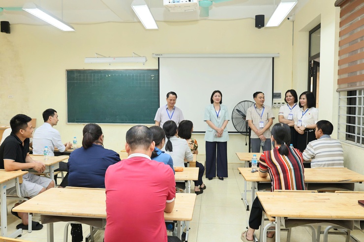 Hơn 500 thí sinh tại điểm thi THCS Quảng Bị tự tin bước vào ngày thi đầu tiên Kỳ thi tốt nghiệp THPT năm 2026- Ảnh 11.