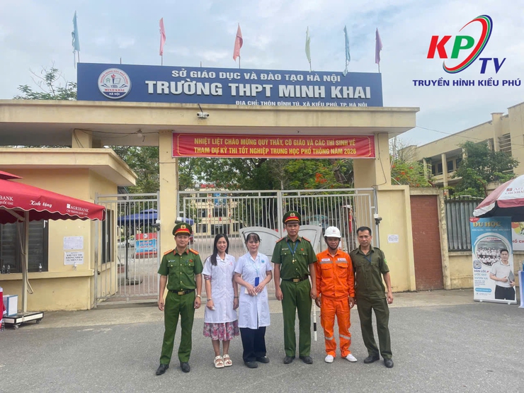 Điểm thi Trường THPT Minh Khai sẵn sàng cho ngày thi đầu tiên Kỳ thi tốt nghiệp THPT năm 2026- Ảnh 2.