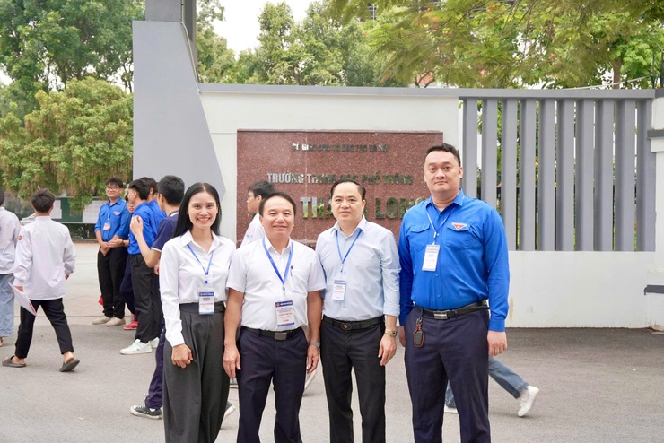 1.704 thí sinh tham dự kỳ thi tốt nghiệp THPT năm 2026 tại 3 điểm thi trên địa bàn xã Thiên Lộc- Ảnh 4.