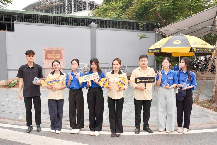 1.704 thí sinh tham dự kỳ thi tốt nghiệp THPT năm 2026 tại 3 điểm thi trên địa bàn xã Thiên Lộc- Ảnh 15.
