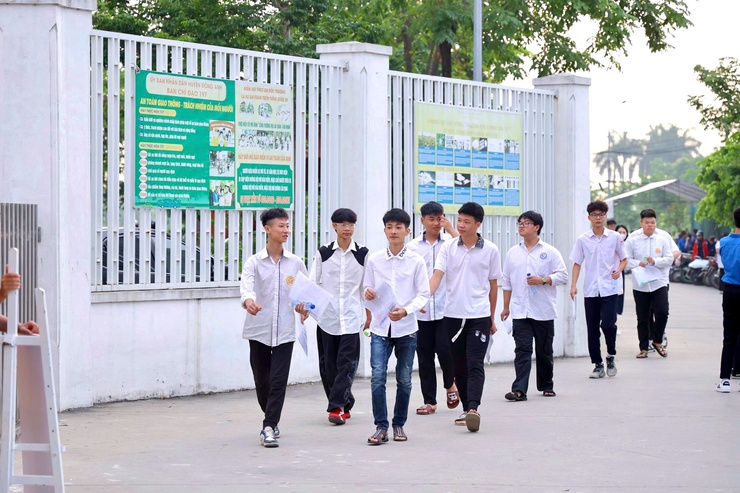 1.704 thí sinh tham dự kỳ thi tốt nghiệp THPT năm 2026 tại 3 điểm thi trên địa bàn xã Thiên Lộc- Ảnh 10.