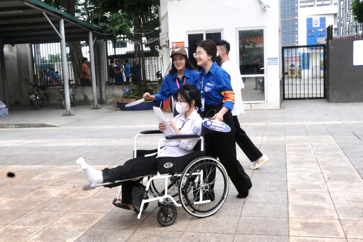 Phường Phú Thượng đồng hành cùng sĩ tử, bảo đảm Kỳ thi tốt nghiệp THPT năm 2026 an toàn, thuận lợi- Ảnh 6.