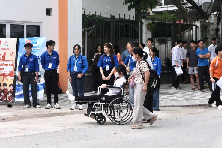 Phường Phú Thượng đồng hành cùng sĩ tử, bảo đảm Kỳ thi tốt nghiệp THPT năm 2026 an toàn, thuận lợi- Ảnh 4.