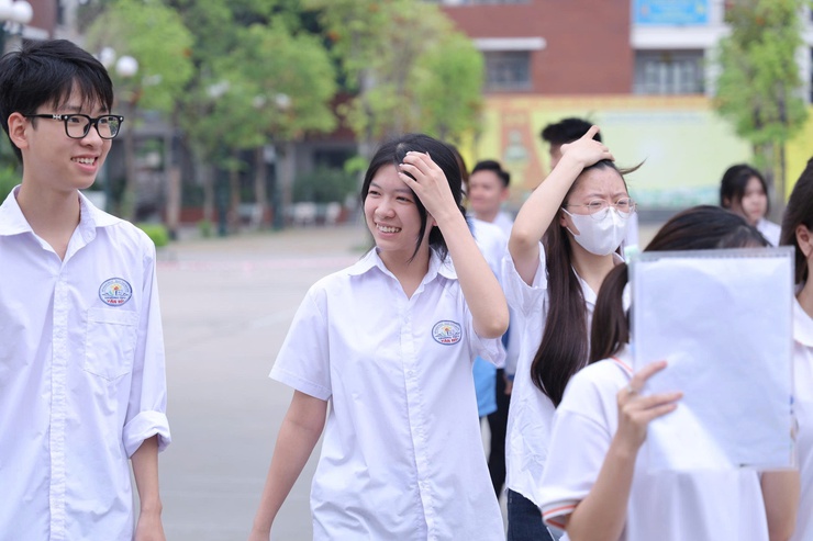 1.704 thí sinh tham dự kỳ thi tốt nghiệp THPT năm 2026 tại 3 điểm thi trên địa bàn xã Thiên Lộc- Ảnh 20.