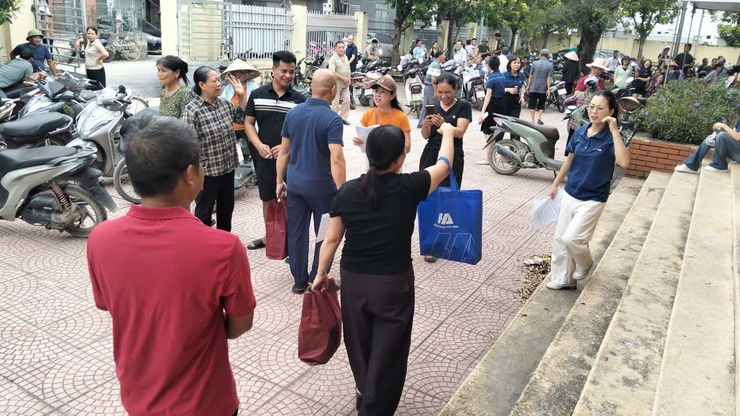 105 HỘ DÂN THÔN TỪ CHÂU ĐƯỢC CHI TRẢ BỒI THƯỜNG, HỖ TRỢ GPMB ĐỢT 1, ĐỢT 2 THUỘC DỰ ÁN KHU ĐÔ THỊ THỂ THAO QUỐC TẾ HÀ NỘI- Ảnh 6.