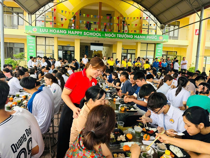 ẤM ÁP MÙA THI TẠI HOÀ XÁ – CHUNG SỨC VÌ MỘT KỲ THI AN TOÀN, NGHĨA TÌNH- Ảnh 8.