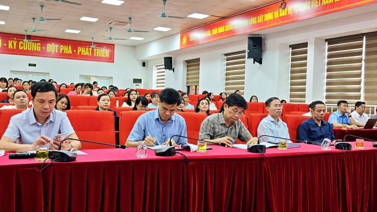 Phường Xuân Phương tổ chức hội nghị đào tạo, hướng dẫn sử dụng Hệ thống quản trị thực thi nhiệm vụ và đánh giá cán bộ gắn với đo lường hiệu suất công việc (OKR/KPI)- Ảnh 1.