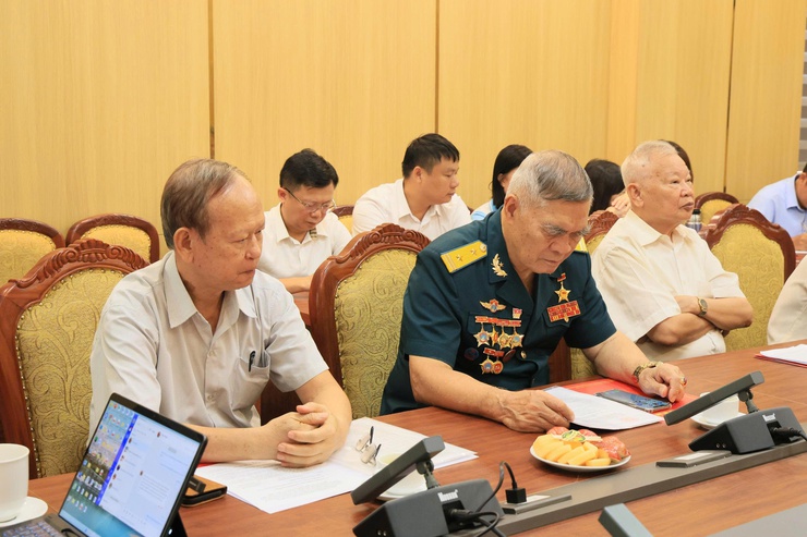 Hội nghị phản biện xã hội đối với Đề án “Tăng cường tiềm lực phòng thủ dân sự, phát huy hiệu quả khu dân cư an toàn về an ninh trật tự, bảo đảm an ninh chính trị, trật tự an toàn xã hội"- Ảnh 7.
