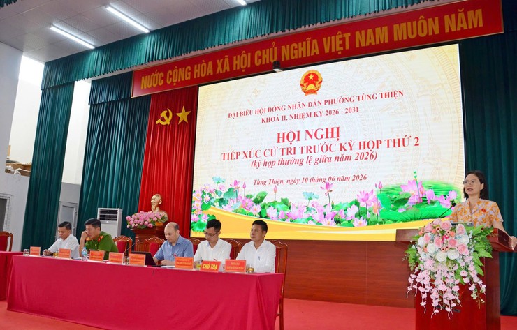 Đại biểu HĐND phường Tùng Thiện hoàn thành công tác tiếp xúc cử tri trước kỳ họp thứ 2 - Ảnh 1.