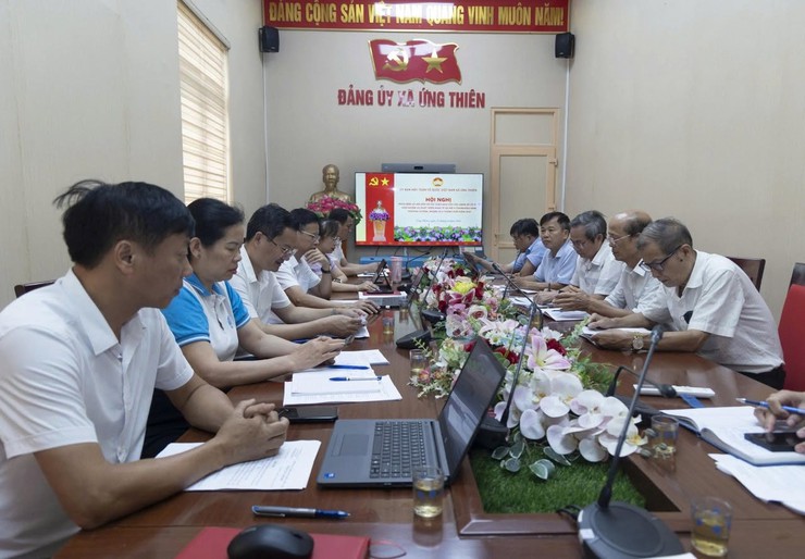 Ủy ban MTTQ Việt Nam xã Ứng Thiên tổ chức hội nghị phản biện xã hội đối với dự thảo báo cáo phát triển kinh tế - xã hội 6 tháng đầu năm 2026- Ảnh 1.