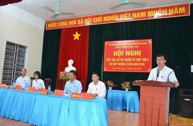 Đại biểu HĐND phường Tùng Thiện hoàn thành công tác tiếp xúc cử tri trước kỳ họp thứ 2 - Ảnh 5.