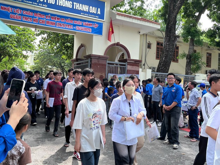 KỲ THI TỐT NGHIỆP THPT NĂM 2026 TẠI XÃ THANH OAI DIỄN RA AN TOÀN, NGHIÊM TÚC, THÀNH CÔNG TỐT ĐẸP- Ảnh 2.