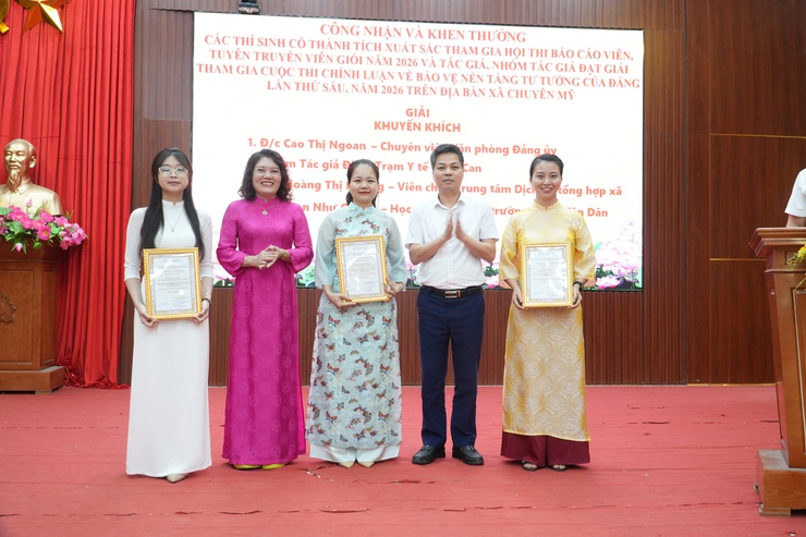 Chuyên Mỹ trao giải Hội thi Báo cáo viên, Tuyên truyền viên giỏi và Cuộc thi chính luận năm 2026- Ảnh 11.