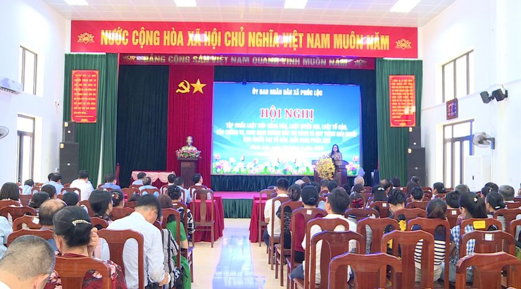 UBND xã tổ chức Hội nghị tập huấn Luật Tiếp công dân, Luật Khiếu nại, Luật Tố cáo, các Nghị định, Thông tư hướng dẫn thi hành và quy trình giải quyết đơn khiếu nại, tố cáo, kiến nghị, phản ánh- Ảnh 4.