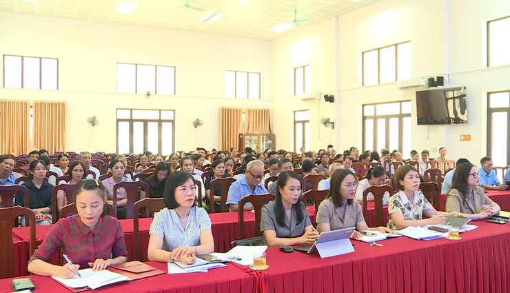UBND xã tổ chức Hội nghị tập huấn Luật Tiếp công dân, Luật Khiếu nại, Luật Tố cáo, các Nghị định, Thông tư hướng dẫn thi hành và quy trình giải quyết đơn khiếu nại, tố cáo, kiến nghị, phản ánh- Ảnh 2.