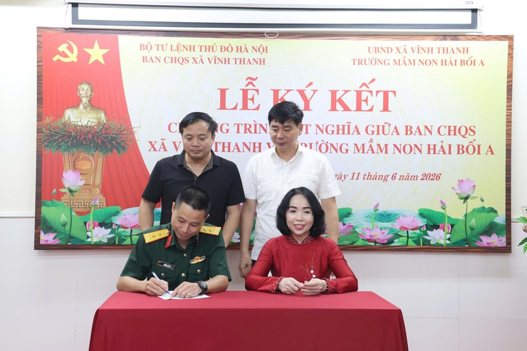 Ban Chỉ huy Quân sự xã Vĩnh Thanh kết nghĩa với Trường Mầm non Hải Bối A: Gắn kết quân - dân, chung tay chăm lo thế hệ trẻ- Ảnh 8.
