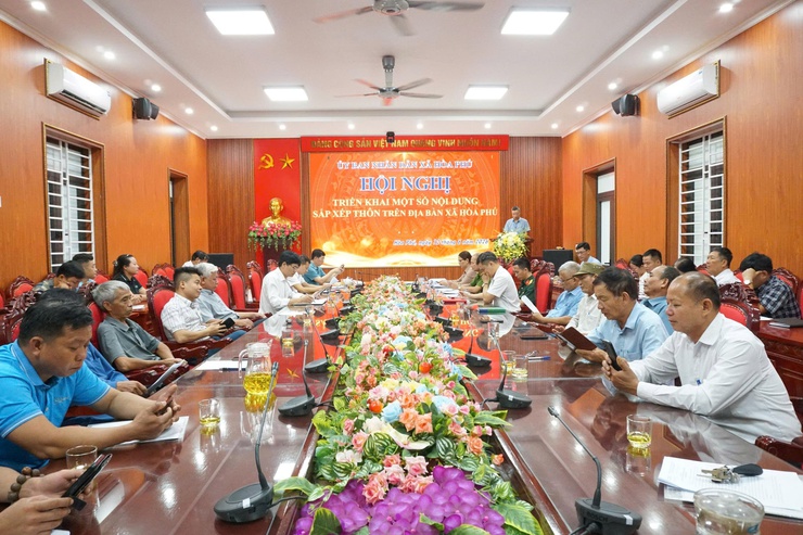 Xã Hoà Phú triển khai kế hoạch tổ chức lấy ý kiến Nhân dân về sắp xếp thôn trên địa bàn xã

- Ảnh 1.