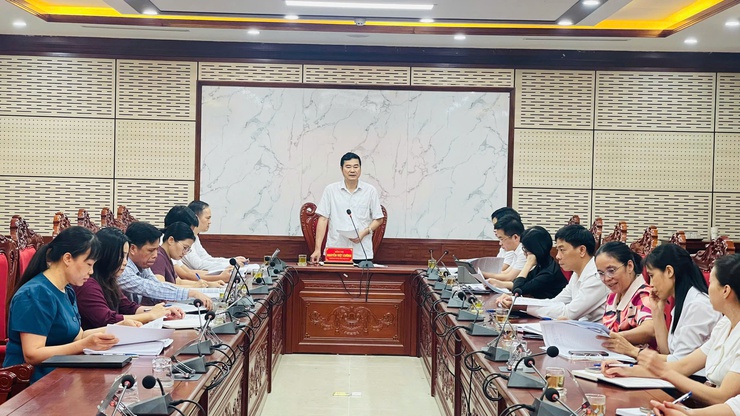 Đoàn Giám sát của Ban Thường vụ Đảng ủy xã làm việc với Đảng ủy UBND xã về kết quả công tác lãnh đạo, chỉ đạo, tổ chức thực hiện Nghị quyết số 57-NQ/TW của Bộ Chính trị- Ảnh 1.