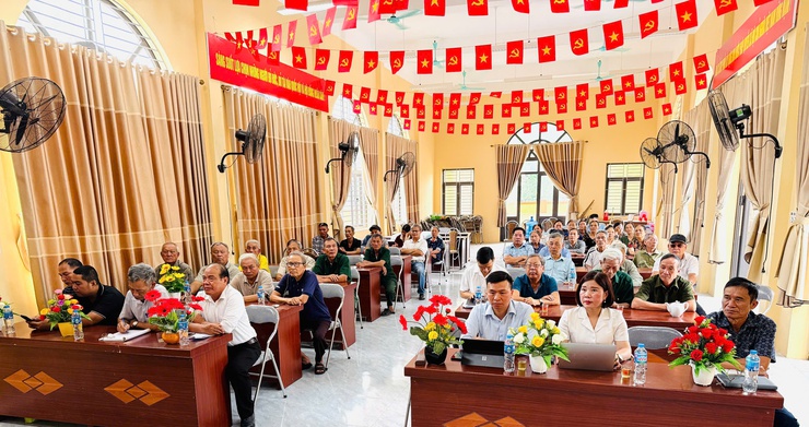 Thôn Vĩnh Thượng, Vĩnh Hạ : triển khai phương án, lấy ý kiến nhân dân sắp xếp lại thôn Vĩnh Thượng, Vĩnh Hạ- Ảnh 2.