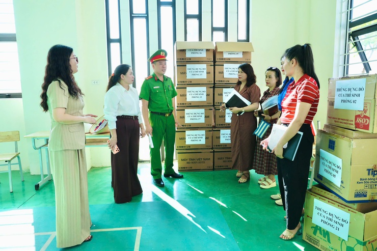 Công an xã Phú Nghĩa bảo đảm an ninh, an toàn cho Kỳ thi tốt nghiệp THPT năm 2026- Ảnh 2.