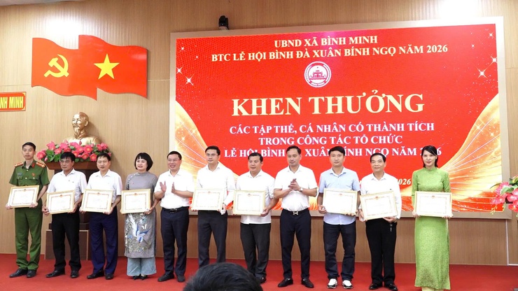 Biểu dương 28 cá nhân, 10 tập thể xuất sắc trong công tác tổ chức Lễ hội Bình Đà năm 2026- Ảnh 9.