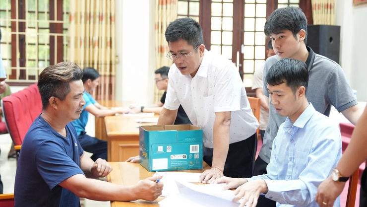 Chi trả trên 12,9 tỷ đồng cho 40 hộ dân phục vụ giải phóng mặt bằng dự án Cụm Công nghiệp Dương Liễu - Giai đoạn 2- Ảnh 3.