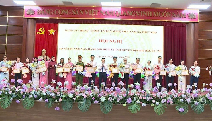 PHÚC THỌ – MỘT NĂM KHẲNG ĐỊNH HIỆU QUẢ MÔ HÌNH CHÍNH QUYỀN ĐỊA PHƯƠNG 02 CẤP- Ảnh 3.