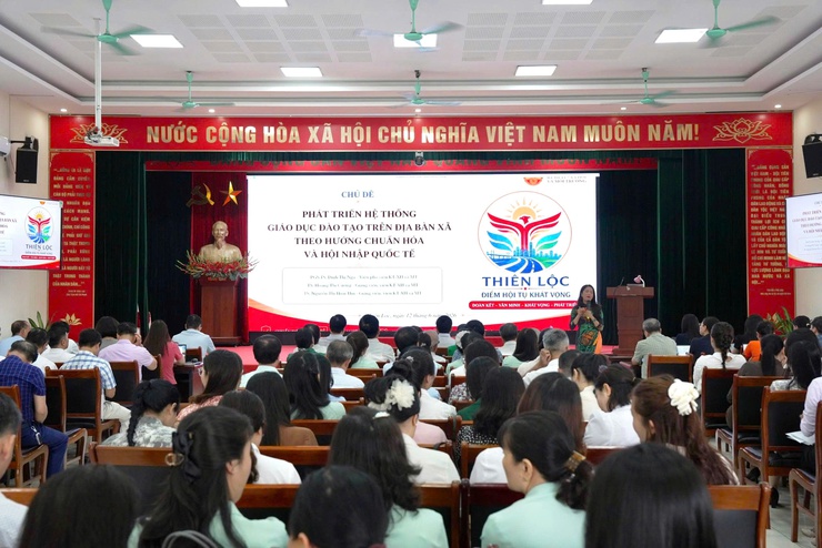 Hội nghị tập huấn phát triển hệ thống giáo dục - đào tạo trên địa bàn xã Thiên Lộc theo hướng chuẩn hóa và hội nhập quốc tế- Ảnh 6.