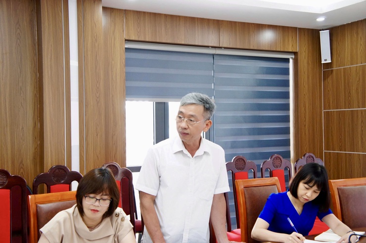 UBND Phường Phú Thượng tập trung đánh giá kết quả 6 tháng đầu năm, đề ra giải pháp đột phá hoàn thành nhiệm vụ năm 2026- Ảnh 8.