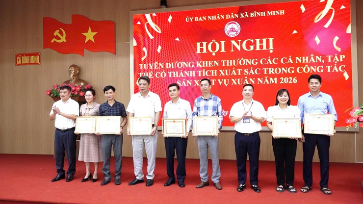 XÃ BÌNH MINH CHỦ ĐỘNG CÁC GIẢI PHÁP SẢN XUẤT VỤ MÙA, GIỮ VỮNG AN TOÀN DỊCH BỆNH TRÊN ĐÀN VẬT NUÔI- Ảnh 5.
