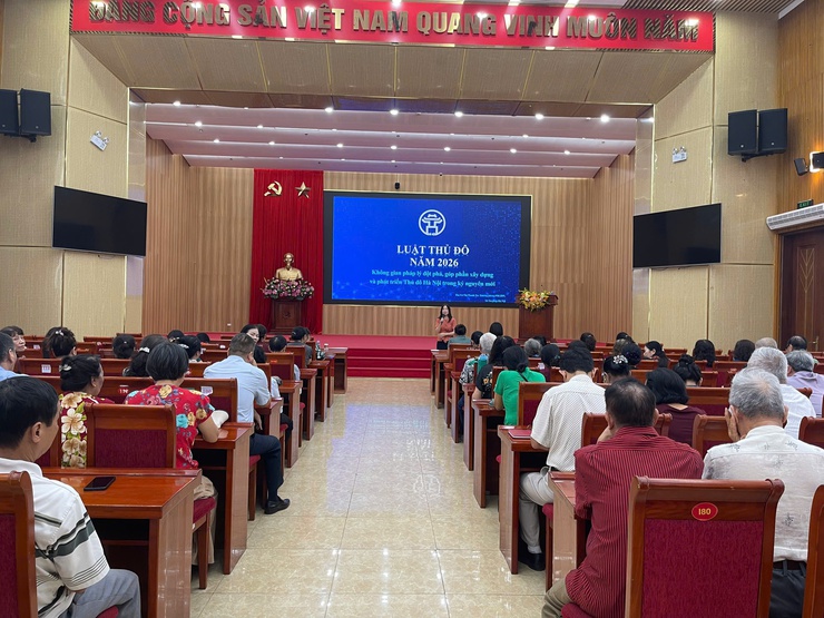 PHƯỜNG HOÀNG MAI TỔ CHỨC TUYÊN TRUYỀN 
LUẬT THỦ ĐÔ NĂM 2026
- Ảnh 5.