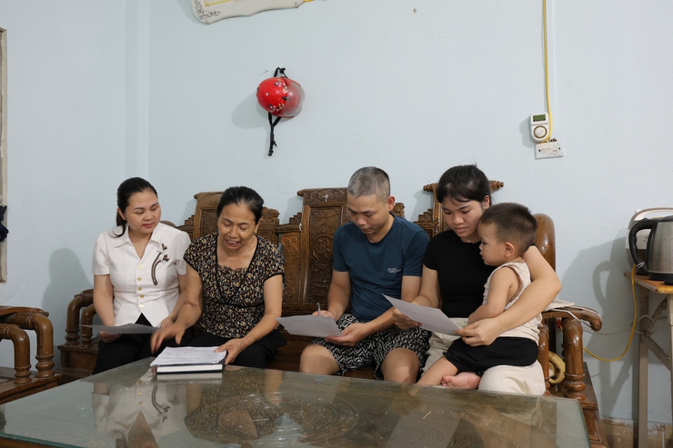 Phú Nghĩa: Nhiều thôn hoàn thành sớm việc lấy ý kiến cử tri về phương án sắp xếp thôn - Ảnh 2.