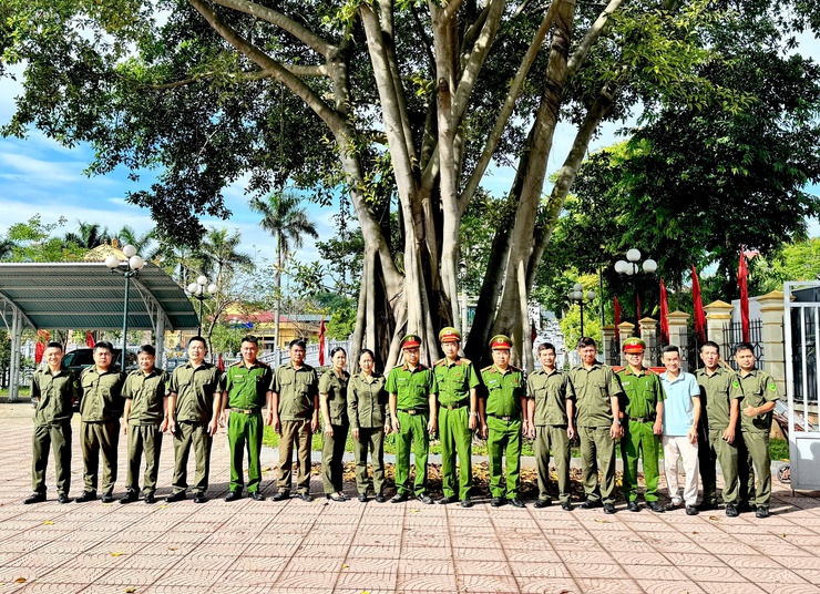 Nam Phù: Kiên trì xử lý “điểm nghẽn”, xây dựng diện mạo đô thị văn minh- Ảnh 2.
