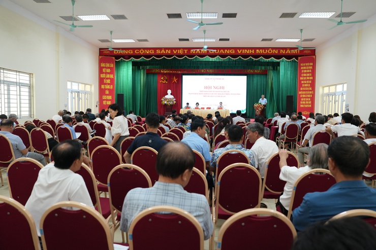 Thuận An triển khai quy định mới về nhân sự ở thôn, tổ dân phố- Ảnh 2.