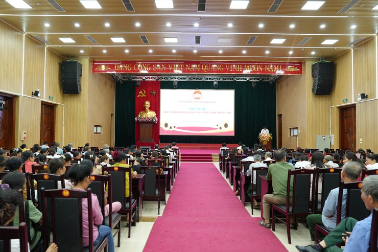 UBMTTQ VIỆT NAM XÃ THANH OAI TỔ CHỨC TUYÊN TRUYỀN LUẬT THỦ ĐÔ NĂM 2026 VÀ CHỈ THỊ SỐ 11-CT/TU CỦA BAN THƯỜNG VỤ THÀNH ỦY HÀ NỘI- Ảnh 1.