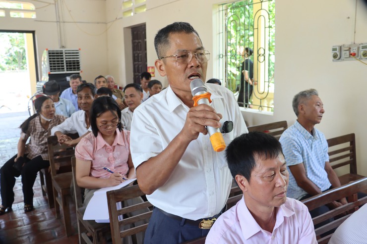 Tổ đại biểu số 8 HĐND xã  tiếp xúc cử tri thôn Quang Lãng - Ảnh 3.