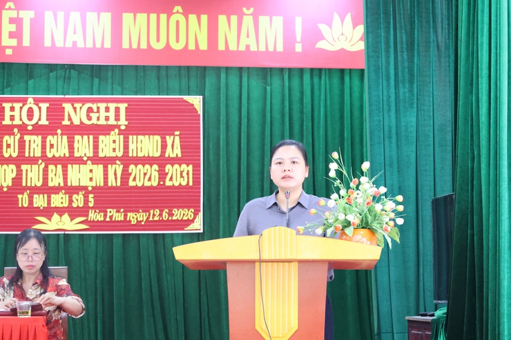 Tổ đại biểu HĐND số 5 tiếp xúc cử tri tại Nhà văn hóa thôn Phụ Chính- Ảnh 10.