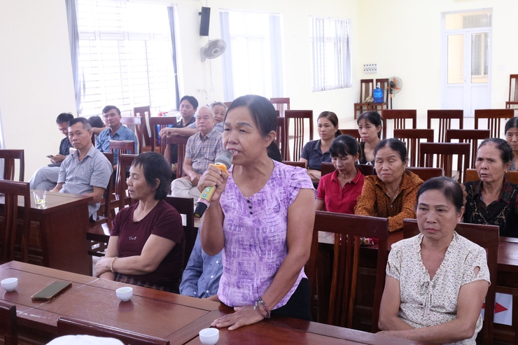 Tổ đại biểu HĐND số 5 tiếp xúc cử tri tại Nhà văn hóa thôn Phụ Chính- Ảnh 7.