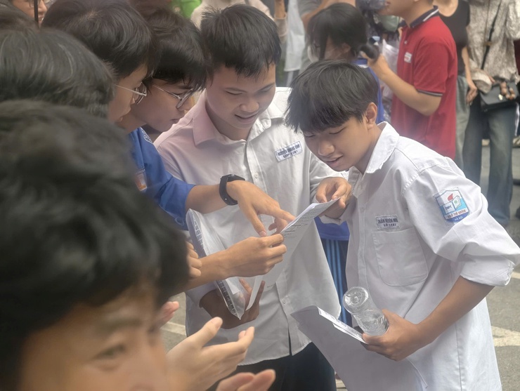 Tuổi trẻ phường Yên Sở: Tiếp sức mùa thi, đồng hành cùng những ước mơ- Ảnh 3.