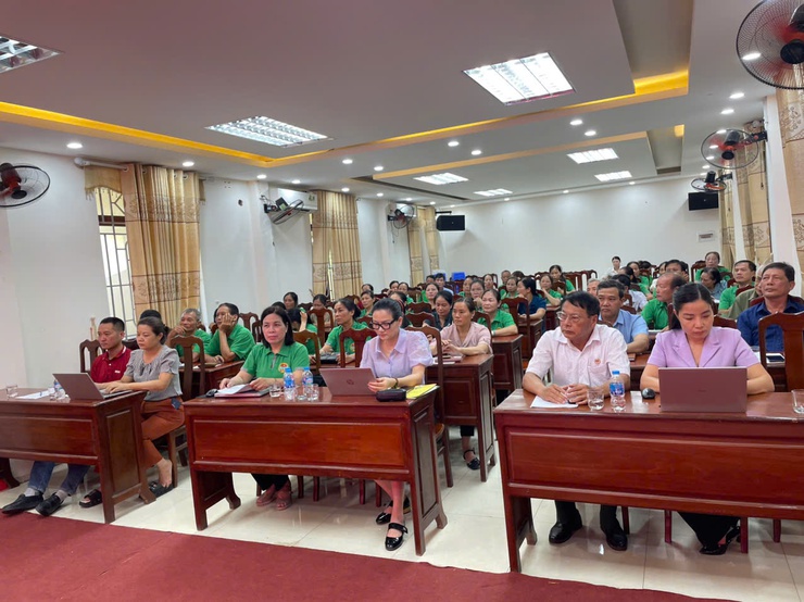 HỘI NÔNG DÂN XÃ THANH OAI SƠ KẾT CÔNG TÁC HỘI VÀ PHONG TRÀO NÔNG DÂN 6 THÁNG ĐẦU NĂM 2026; TRIỂN KHAI ĐỀ ÁN KIỆN TOÀN, SÁP NHẬP CÁC CHI HỘI NÔNG DÂN SAU KHI THỰC HIỆN SẮP XẾP THÔN- Ảnh 2.